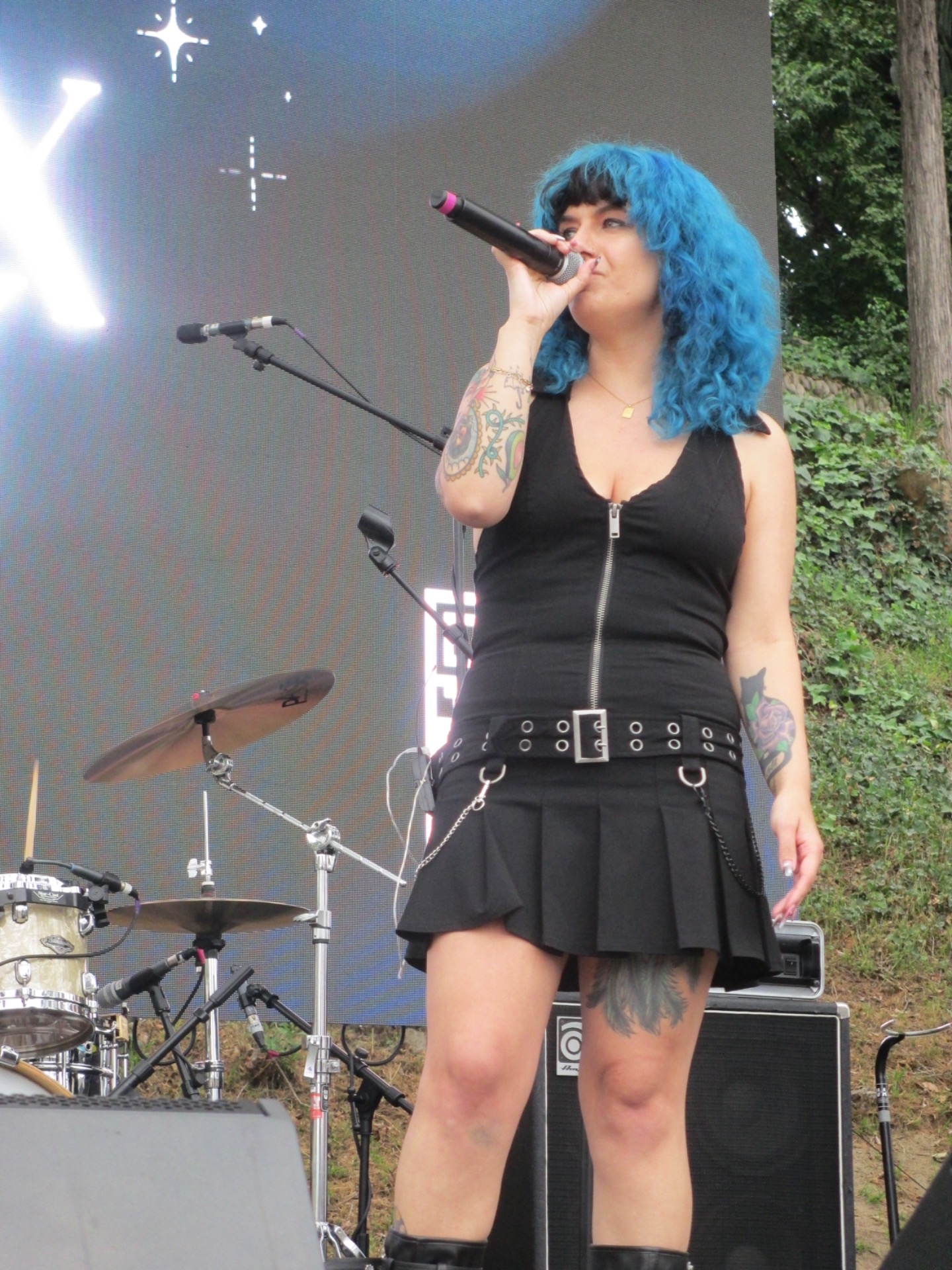 Alex Ray- @tehebethanytehe